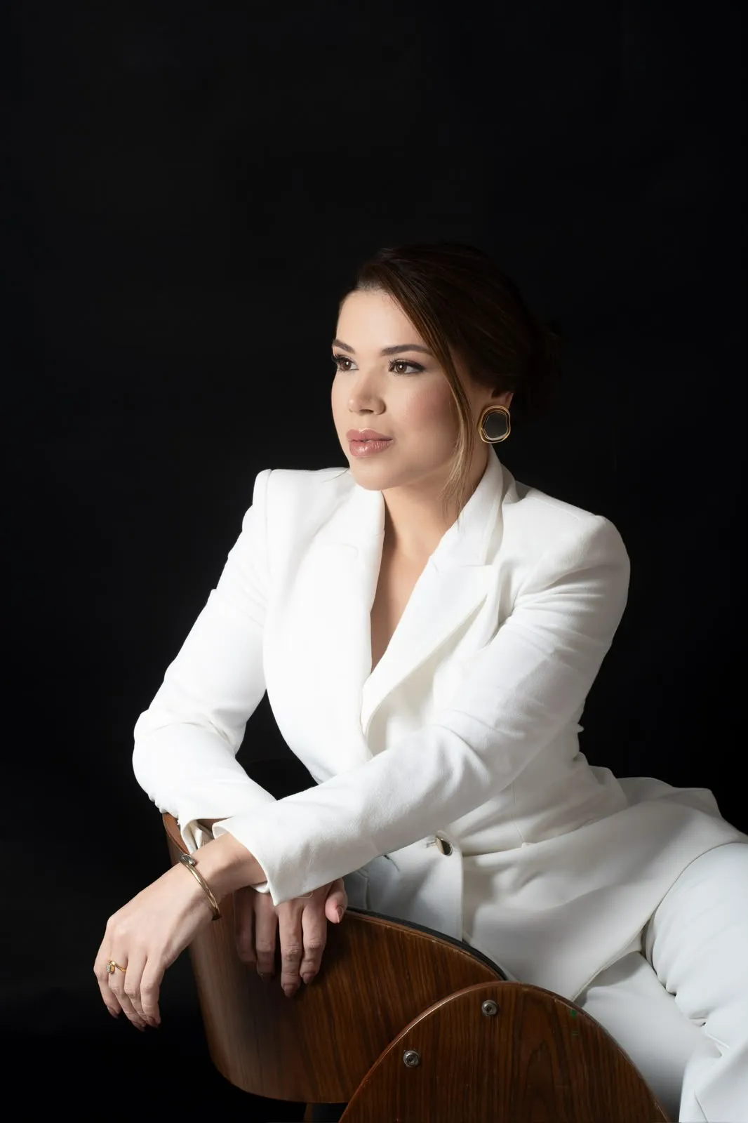 Luana Soares, advogada especialista em direito previdenciário